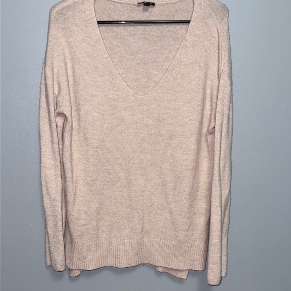 Express Light Pink V-Neck Sweater Lightweight Knit